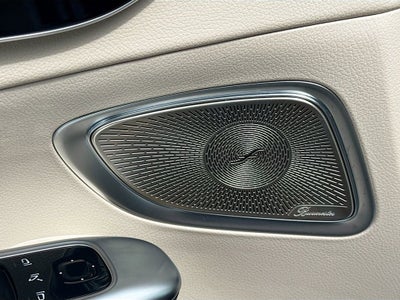2025 Mercedes-Benz C 300 C 300