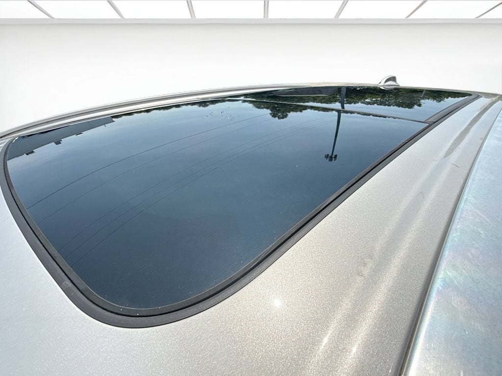 2023 Volvo XC60 Ultimate Bright Theme