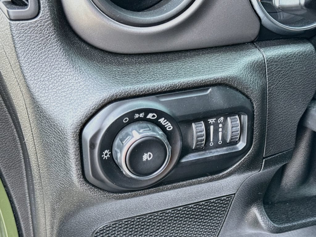 2021 Jeep Wrangler Sport S 4x4