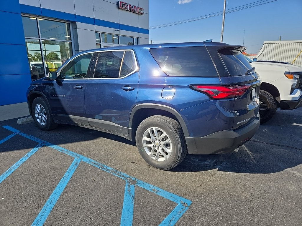 2023 Chevrolet Traverse LS
