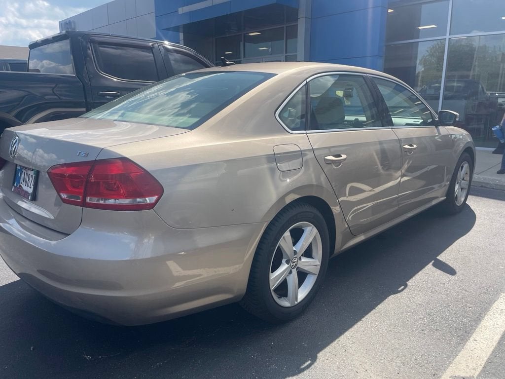 2015 Volkswagen Passat 1.8T Limited Edition