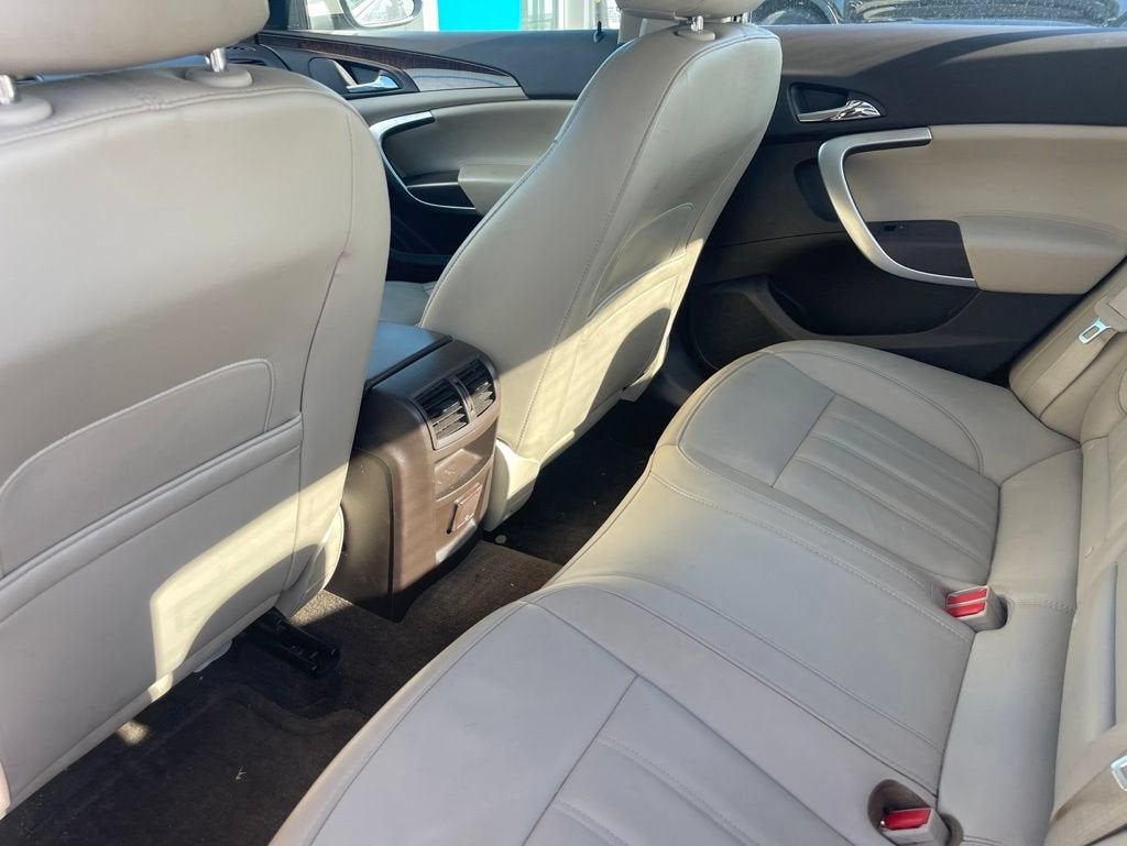 2012 Buick Regal Premium 1