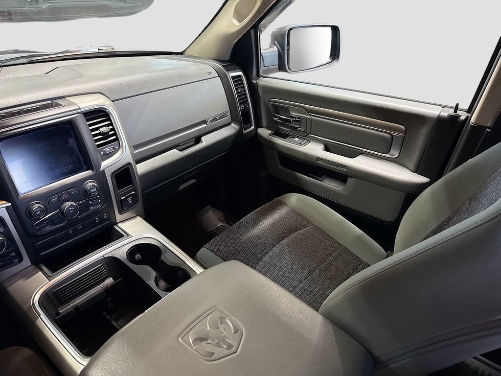 2018 RAM 1500 Big Horn Crew Cab 4x4 5'7" Box