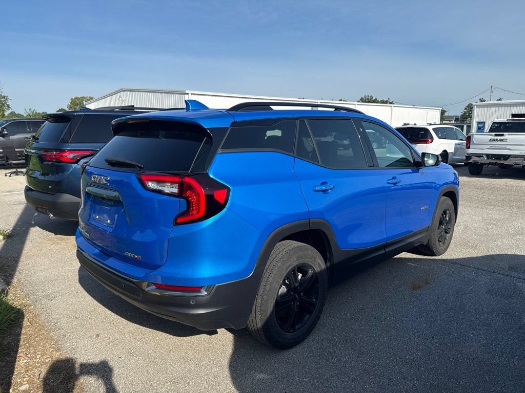 2024 GMC Terrain AT4