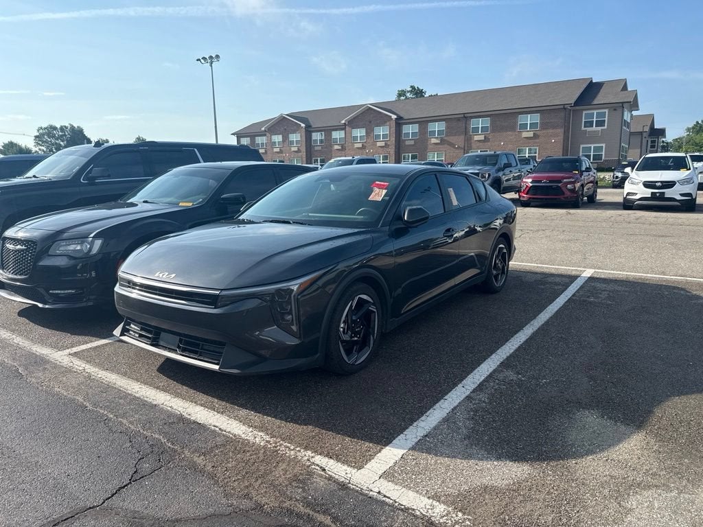 2025 Kia K4 EX
