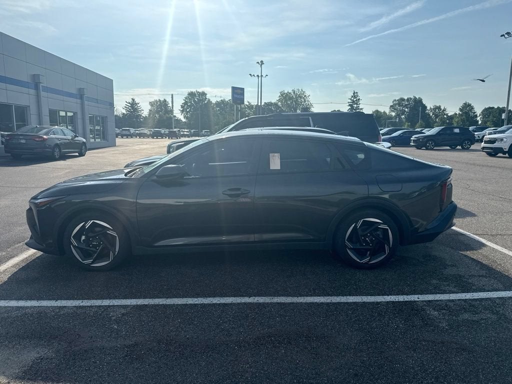 2025 Kia K4 EX