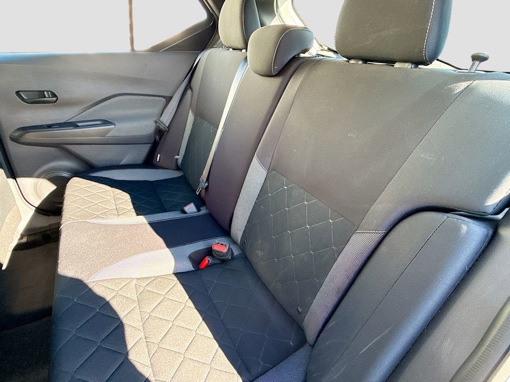 2020 Nissan Kicks S