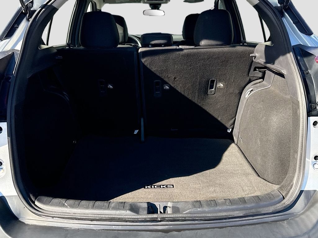 2020 Nissan Kicks S