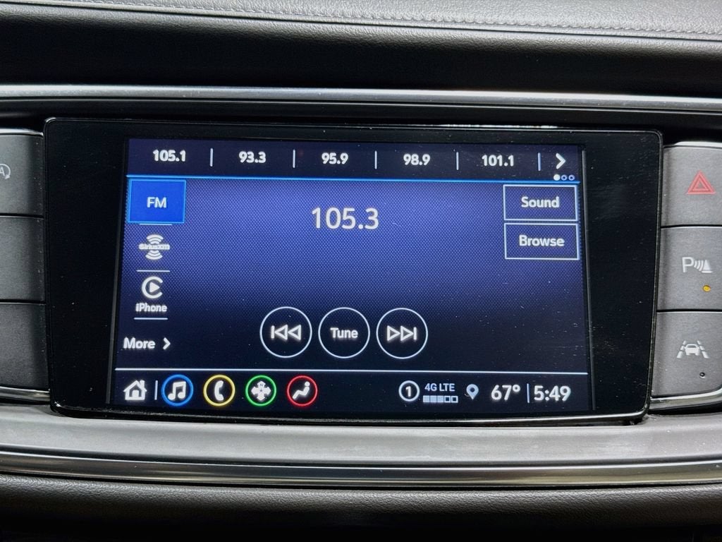 2023 Buick Enclave Essence