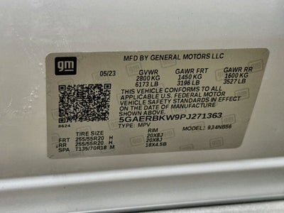 2023 Buick Enclave Essence