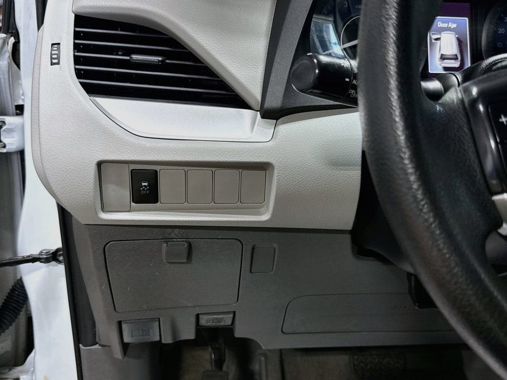 2020 Toyota Sienna L