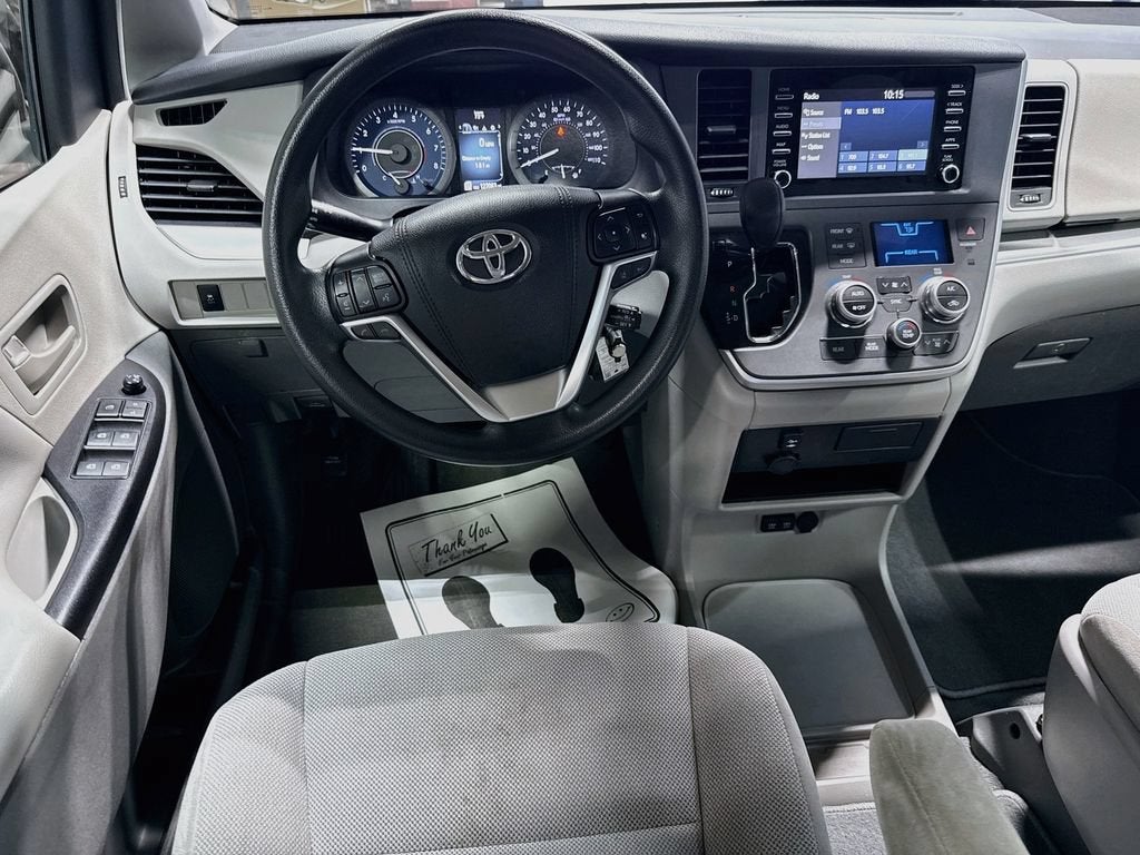 2020 Toyota Sienna L