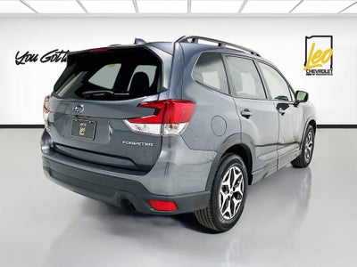 2023 Subaru Forester Premium