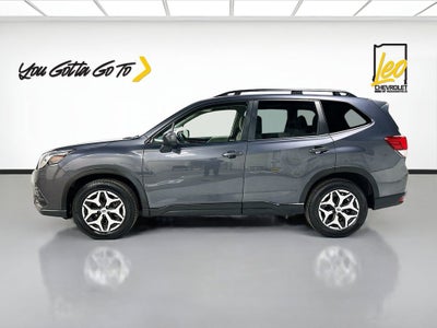 2023 Subaru Forester Premium