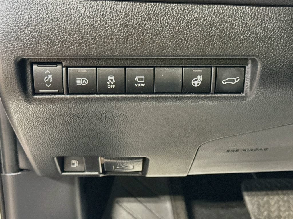 2023 Toyota Venza LE