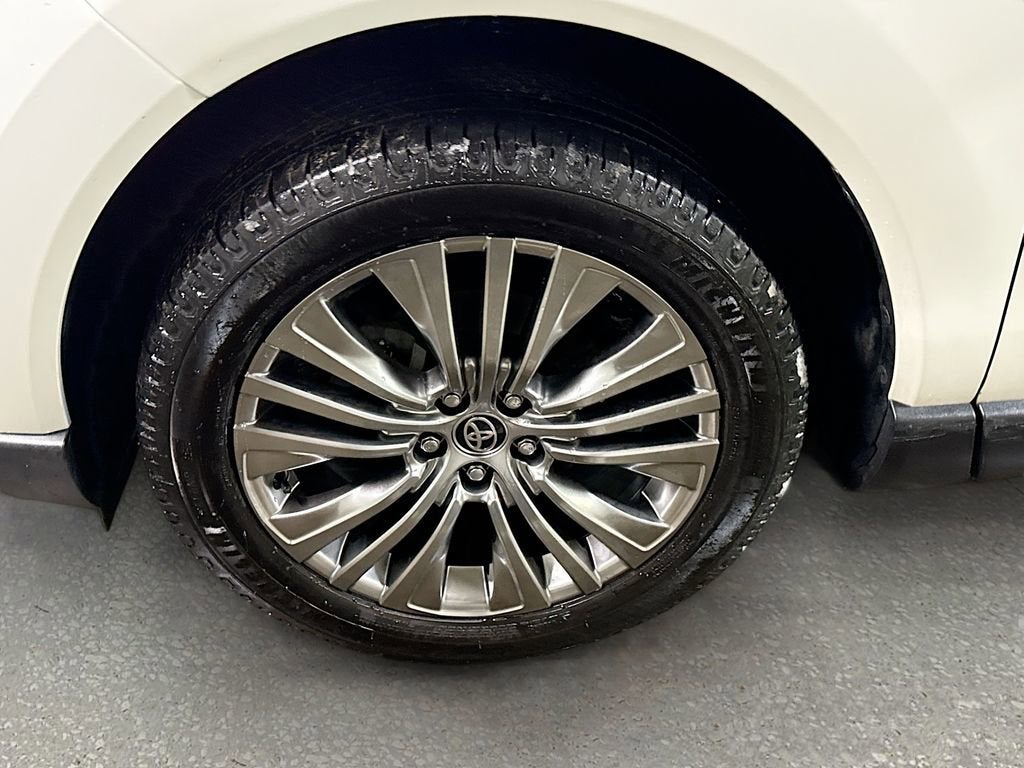 2021 Toyota Venza LE