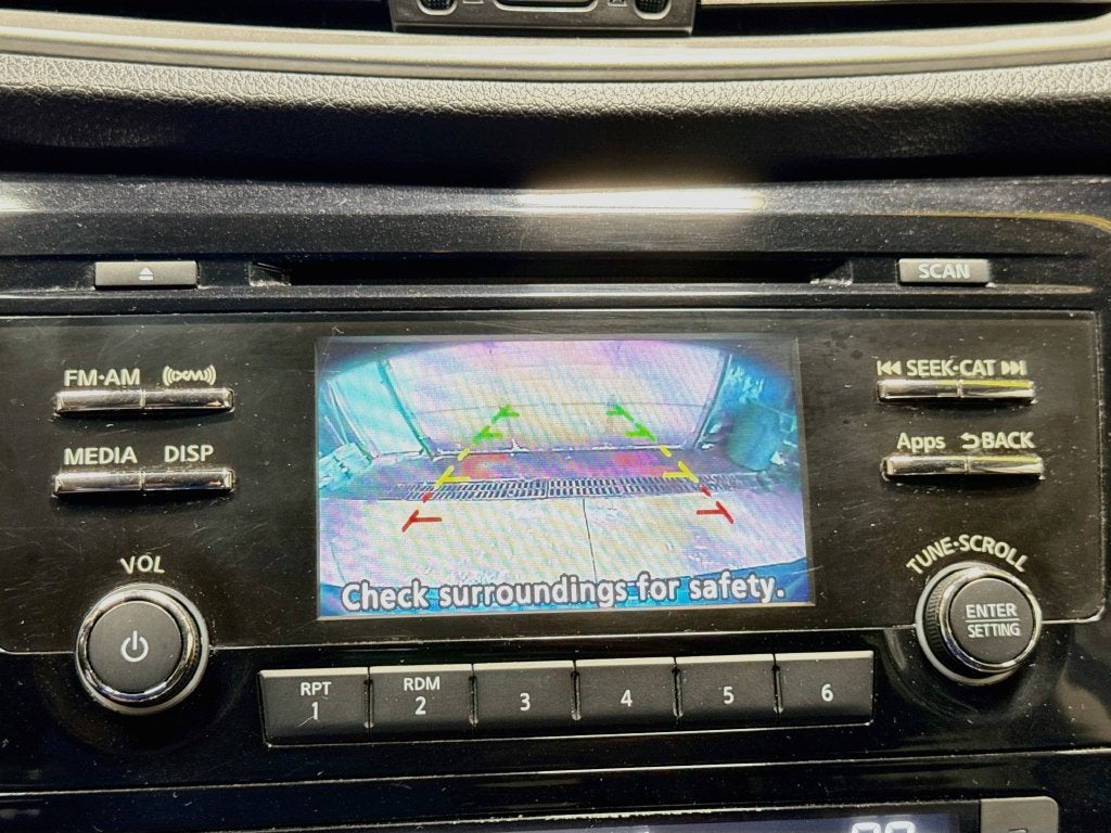 2016 Nissan Rogue SV