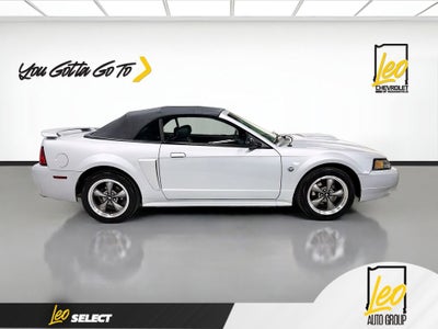 2004 Ford Mustang GT Deluxe