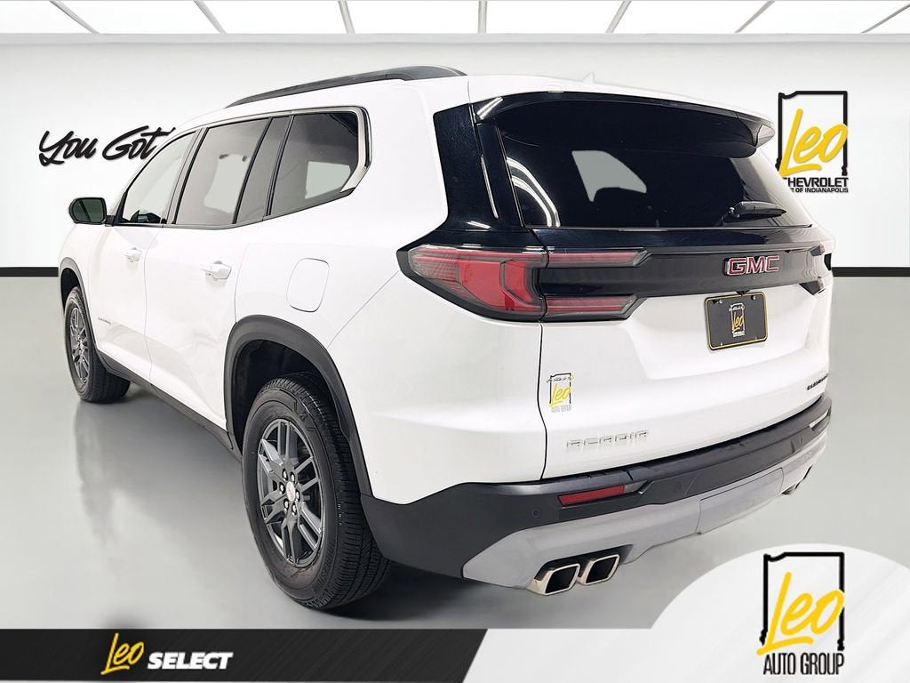 2025 GMC Acadia Elevation