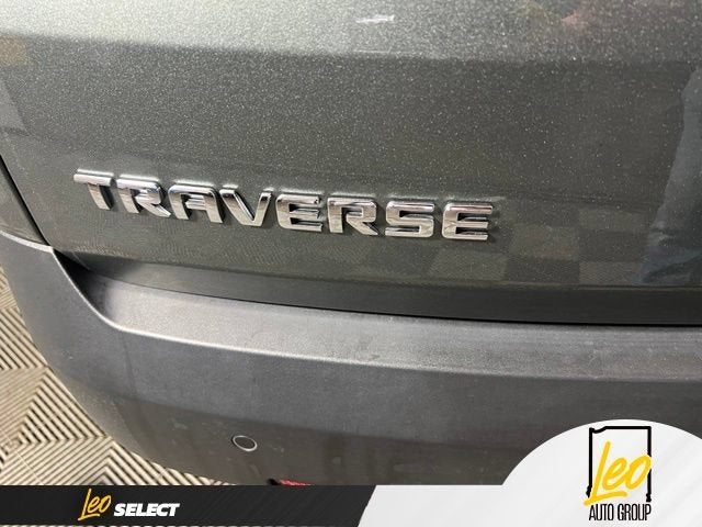2022 Chevrolet Traverse LT Cloth