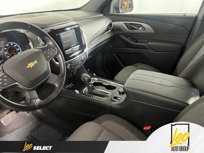2022 Chevrolet Traverse LT Cloth