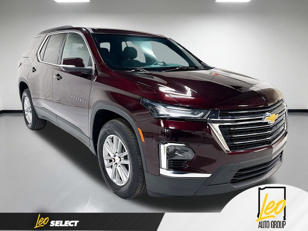 2023 Chevrolet Traverse LT Cloth