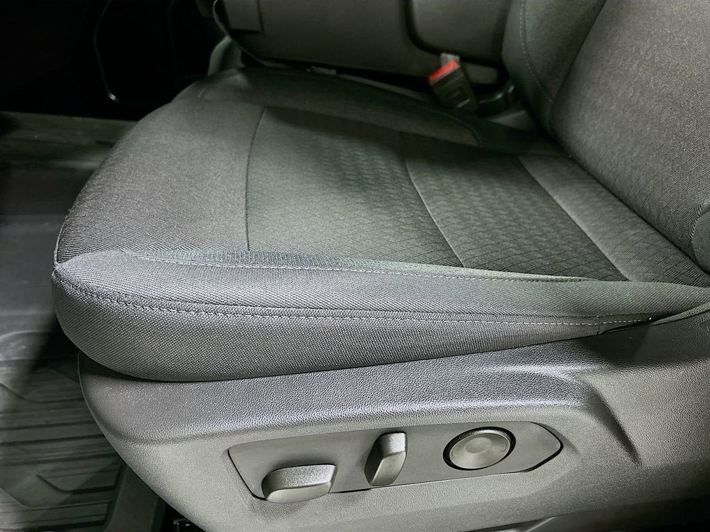 2025 GMC Sierra 1500 SLE