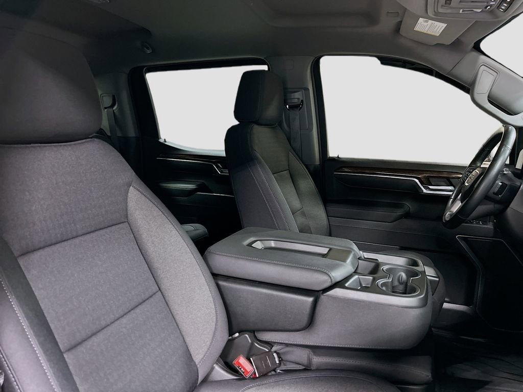 2025 GMC Sierra 1500 SLE