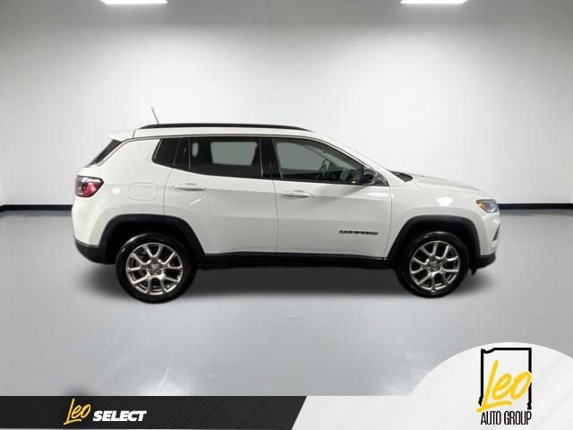 2022 Jeep Compass Latitude Lux 4x4