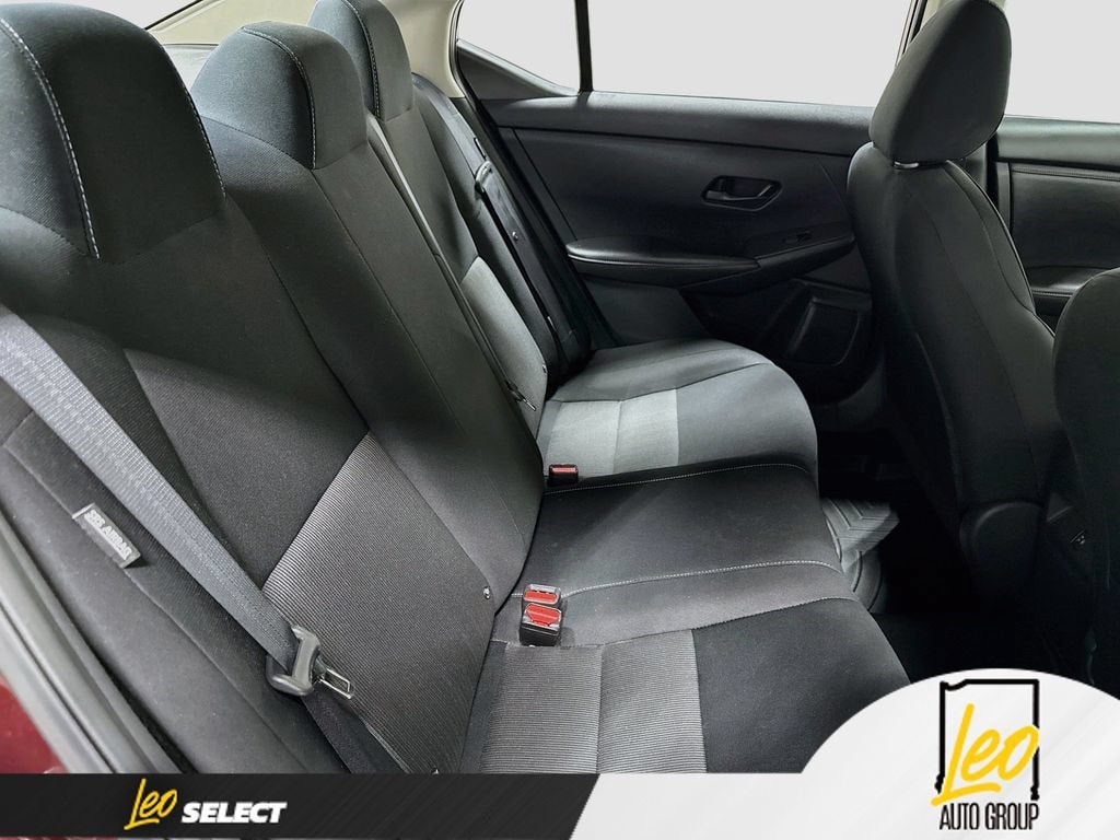 2024 Nissan Sentra SV Xtronic CVT
