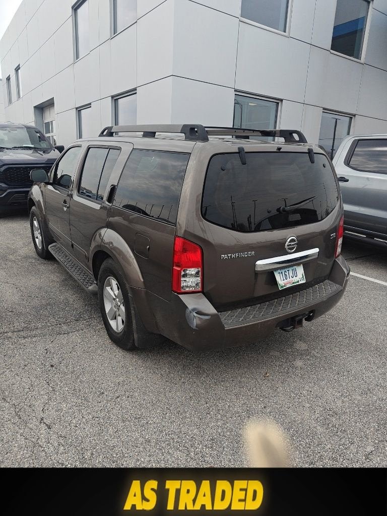 2008 Nissan Pathfinder SE