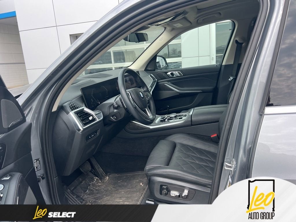 2024 BMW X7 xDrive40i