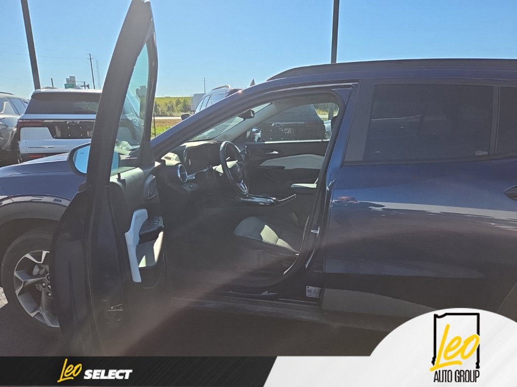 2024 Chevrolet Trax LT