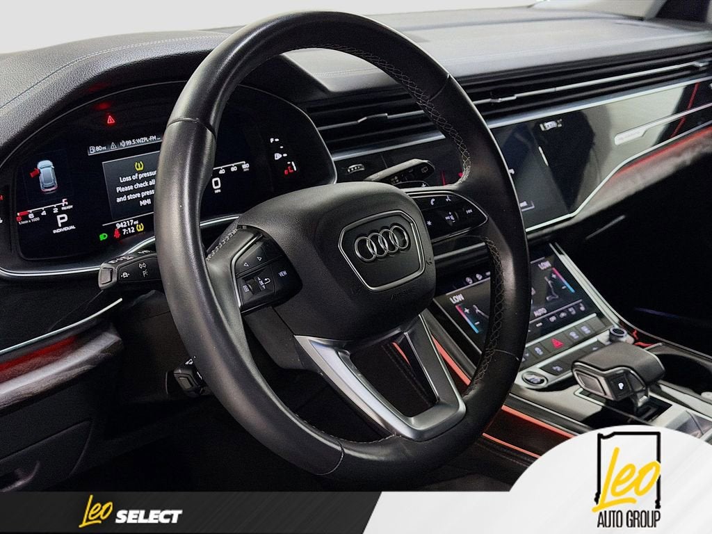 2023 Audi Q8 Premium Plus