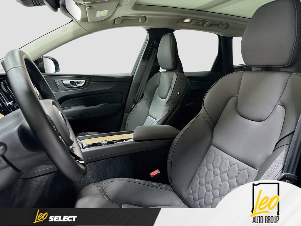 2026 Volvo XC60 Core